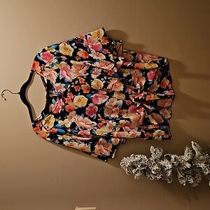 Floral Bell Short Sleeved Blouse